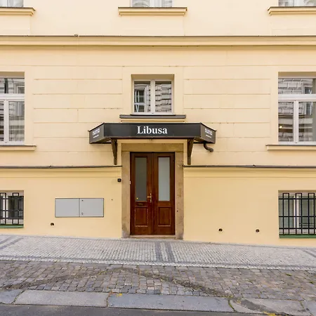 Numa Libusa Lägenhet Prag